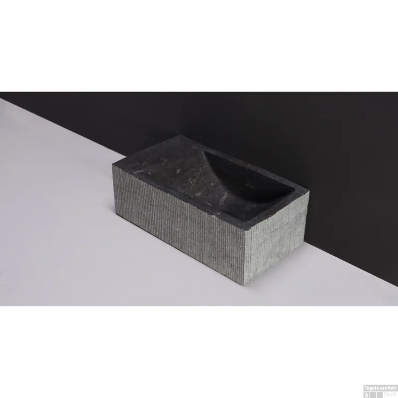 Fontein Forzalaqua Kalmar Hardsteen Gezoet Gefrijnd Met Kraangat Links 40x22x10 cm Aanbieding